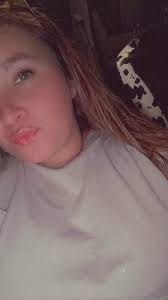 Faye Cheek 🏁 (@fayecheek1)'s videos with She is Pretty But Did You Notice 