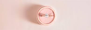 Originally, this rare gem was found in fragments of meteorite in pieces so small that cutting a gemstone from them was impossible. Moissanite Vs Diamond Side By Side