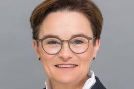 People in the European Retail Real Estate Industry