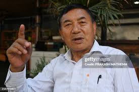 89 Tashi Tsering Stock Photos, High-Res Pictures, and Images