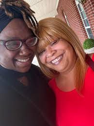 Happy Birthday to My Unc “WeedHooper” with his Hilarious laugh😂Love you  Unc Perry Robinson Hope today is It🍾🎈🎂🎁🎉🏀