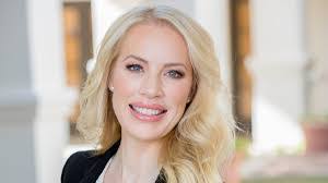 Emily Tryon's Instagram, Twitter & Facebook