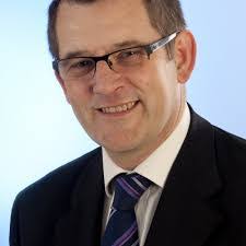 Robert Tutton's Instagram, Twitter & Facebook