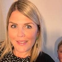 Jennifer Ney's Instagram, Twitter & Facebook