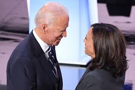 You can thank cole and ella emhoff for the term, momala. Kamala Harris Wie Tickt Die Neue Vizeprasidentin Der Usa Gala De