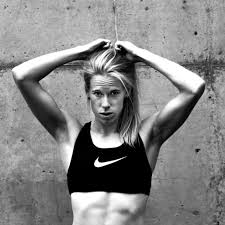 Da aarhusianeren for fem år blev nummer to og hentede sølv i rio, skete det i en tid på 53,55 sekunder. Podcast Sara Slott Petersen Ricki Clausen