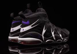 Here's a first look of the shoes thanks to fatlace. Nike Air Max Cb34 Charles Barkley 414243 002 Sneakernews Com