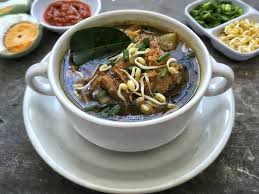 Namun jika anda ingin menikmati masakan rawon nguling khas probolinggo ini anda bisa mencoba nya sendiri dirumah bersama keluarga berikut resep bagaimana cara membuat rawon nguling probolinggo. 3 Resep Rawon Daging Dan Ayam Spesial Panganan Berkuah Dan Kaya Rasa Untuk Berbuka Merdeka Com