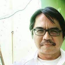 Ade armando menilai pernikahan atta halilintar dengan aurel hermansyah yang disiarkan langsung selama beberapa jam dan beberapa hari di televisi tidak pantas menjadi tontonan masyarakat saat ini. Ade Armando On Twitter Saya Diundang Debat Terbuka Tentang Bem U Saya Sih Oke Saja Tapi Kok Di Undangan Tidak Ada Link Zoom Terus Kok Saya Dibilang Pengajar Fikom Ui Terus Si