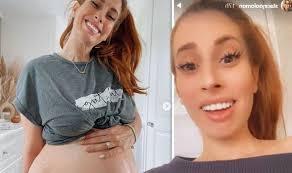 Stacey solomon stole the hearts of the uk nation back in 2009 when she auditioned for the x factor uk! Stacey Solomon Pregnant Star Hits Back As Troll Calls Her Out For Having A Hairy Belly Celebrity News Showbiz Tv Express Co Uk