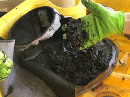 Servicing the oil furnace part 1, the oil filter replacement. Home Heating Oil Diesel Dialysis