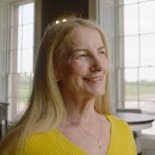 Holly Rutkowski's Instagram, Twitter & Facebook