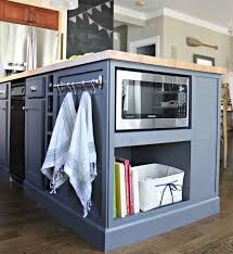 Vous Avez Achete Un Micro Ondes Et Vous Vous Demandez Ou Le Mettre Voila Quelques Solutions Pour Integ Ilot Cuisine Decor D Ilot De Cuisine Idee Deco Cuisine