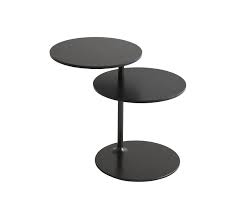 A dynamic, new and modern way of conceiving the living area. Vicino Side Tables From Molteni C Architonic