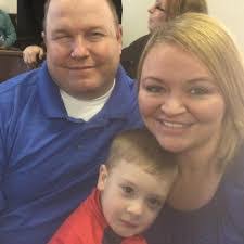 Sandra Halterman's Instagram, Twitter & Facebook