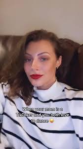 Caryssa Beard's Instagram, Twitter & Facebook