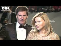 Seine kinder waren gegen die beziehung 2004 waren carsten maschmeyer und seine frau bettina maschmeyer noch glücklich. Veronica Ferres Und Carsten Maschmeyer Fluchtlinge Im Haus