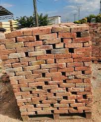 Kültür tuğlası , dekoratif doğal görünümlü tuğla duvar kaplamaları dış cephe ve i̇ç mekanlar'da uygulanabilir. Cikma Harman Tugla Pres Tugla Kaplama Tugla Tugla Dunyasi