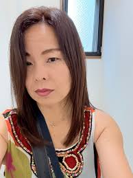井上綾子