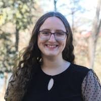 Zoe Hebert's Instagram, Twitter & Facebook