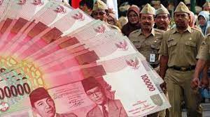 Kalau gaji guru honorer bisa diambil dari dau, maka gajinya bisa diukur selain perubahan skema pembayaran, muhadjir juga mengusulkan, guru honorer digaji minimal setara dengan upah minimum. Sempat Tertunda 5 Bulan 1 112 Pegawai Honorer Disdik Aceh Tengah Terima Gaji Serambi Indonesia