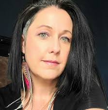 Who buys gems and crystals in Alamogordo?