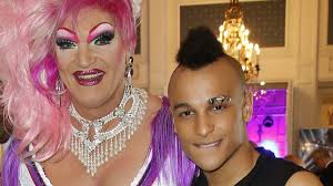 Jones (42) betreibt einige clubs auf der hamburger. Das Riet Olivia Jones Prince Damien Fur Das Dschungelcamp Promiflash De