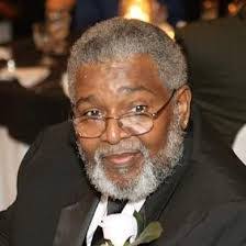 Dana Redding's Instagram, Twitter & Facebook