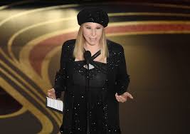 Find the perfect mariah carey in concert paris stock photos and editorial news pictures from getty images. Clintons Mariah Carey Turn Out For Barbra Streisand Concert