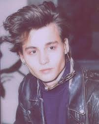 Depp werkte mee aan enkele van haar cd's en videoclips. Young Johnny Depp Album On Imgur