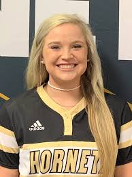 Jenna Spence's Instagram, Twitter & Facebook