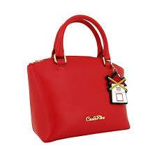 Think of alice in wonderland, marie antoinette and narnia, that's the vibe you'll get from the carlo rino whimsical wonderland 2013 fashion show. Carlo Rino Aeon Mall Bsd City Tangerang Indonesia Gotomalls