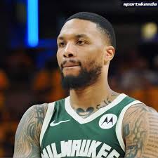 Carmelo Anthony is not happy with the way the Bucks treated Damian Lillard!  “NO LOYALTY IN SPORTS!!!” “BUSINESS PER USUAL!!”