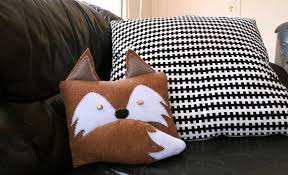 Dinosauro da colorare compleanno con tema di dinosauro disegni. Fox Pillow Fuchs