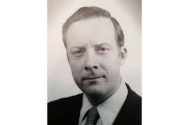 Robert Woodward Obituary (2014)