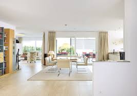 wohn essbereich offen mit kuche einrichtung weberhaus bungalow hausbaudirekt de fertighaus bungalow fertighauser weber haus