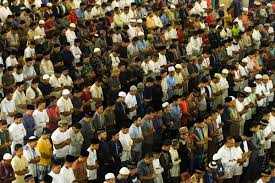 Shalat tarawih secara hukum, boleh dikerjakan tanpa harus berjamaah atau sendirian saja. Niat Dan Tata Cara Salat Tarawih Sendiri Di Rumah Kabar24 Bisnis Com