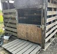 $300 gallinero con corral : r/homestead
