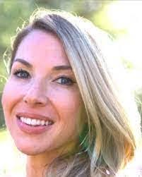 Jennifer Kaster's Instagram, Twitter & Facebook