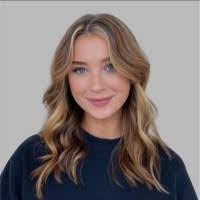 Rachel Holbert's Instagram, Twitter & Facebook