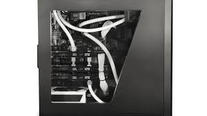 Many computers include audio ports on the front of the computer case that allow you to easily connect speakers, microphones and headsets, without fumbling with the back of the computer. What Is A Case Computer Case Tower Chassis