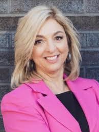 Belinda Mcclellan's Instagram, Twitter & Facebook