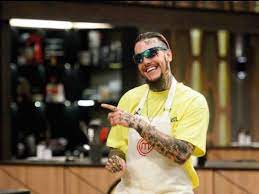 Alex caniggia en masterchef celebrity 2. Por Que Alex Caniggia Fue Eliminado De Masterchef Celebrity 2
