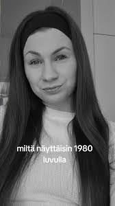 Sonja Hammer's Instagram, Twitter & Facebook