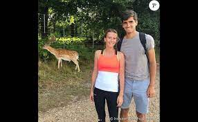 Thirty three new photos of pierre hugues herbert were added to the brieflines archive today. Pierre Hugues Herbert Et Sa Compagne Julia Lang A Richmond Park En Angleterre Instagram 9 Juillet Le 2017 Purepeople