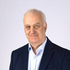 Congratulations to Olivia Vines who has qualified as a Solicitor into our  Corporate team following completion of her training contract.