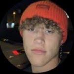 Seth Pennel's Instagram, Twitter & Facebook