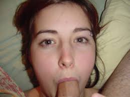 Amateur Hairy Girlfriend with Hairy Ass in Bed Giving Blowjob - Image  Gallery 189177