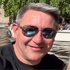 My time at GEODIS ends this month after 28 years service. It wasn't always  GEODIS, my journey started with Activair (The Book Specialist), and  continued with OHL (Ozburn Hessey Logistics) where I