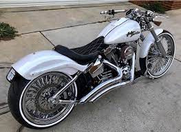 Pin By Eric Biviano On Harley Breakout Fxsb Fxbr Fxbrs Harley Davidson Motorcycles Classic Harley Davidson Harley Davidson Bikes